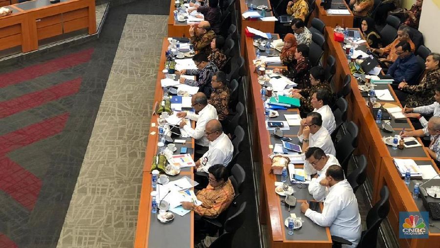 Banggar sepakati PNBP non migas Rp 30 triliun untuk 2019