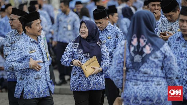 Kemendagri Terbitkan Aturan  Penggunaan Jilbab untuk PNS 