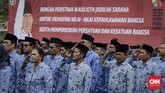 Dikutip dari sejumlah sumber sejarah, rapat raksasa Ikada itu memiliki beberapa makna di antaranya pertemuan pemerintah RI dengan rakyatnya, menanamkan kepercayaan diri bahwa rakyat Indonesia mampu mengubah nasib dengan kekuatan sendiri, dan rakyat mendukung pemerintah yang baru terbentuk. (CNN Indonesia/Adhi Wicaksono)