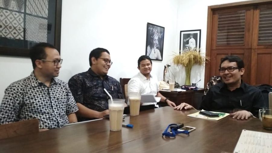 Erani meyakini pertumbuhan ekonomi akan sesuai dengan outlook pemerintah di level 5,2%.