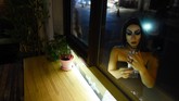 Banyak seniman drag queen di China menyadari risiko pekerjaan mereka, mulai dari dicaci hingga dibredel oleh pemerintah. (AFP PHOTO / WANG Zhao)
