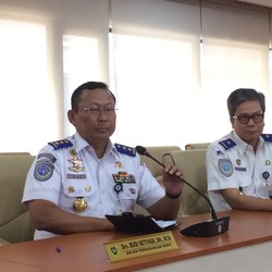 Ini Penjelasan Kemenhub Soal Transportasi Online Pelat Merah