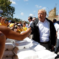 Bila Benar AS Resesi, Trump Akan Torehkan Rekor