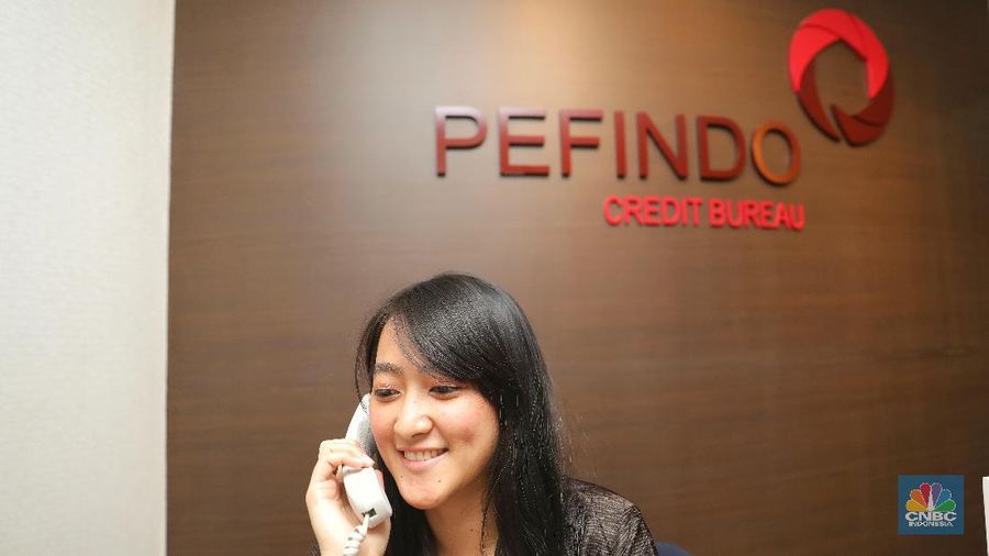 Bursa Efek Indonesia (BEI) resmi menjadi pemegang saham lembaga pengelola informasi perkreditan, PT Pefindo Biro Kredit.