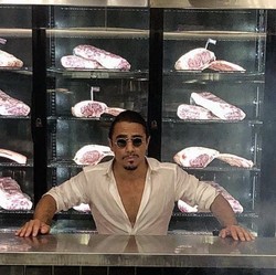 Ini Harga Steak Mewah Salt Bae untuk Presiden Venezuela