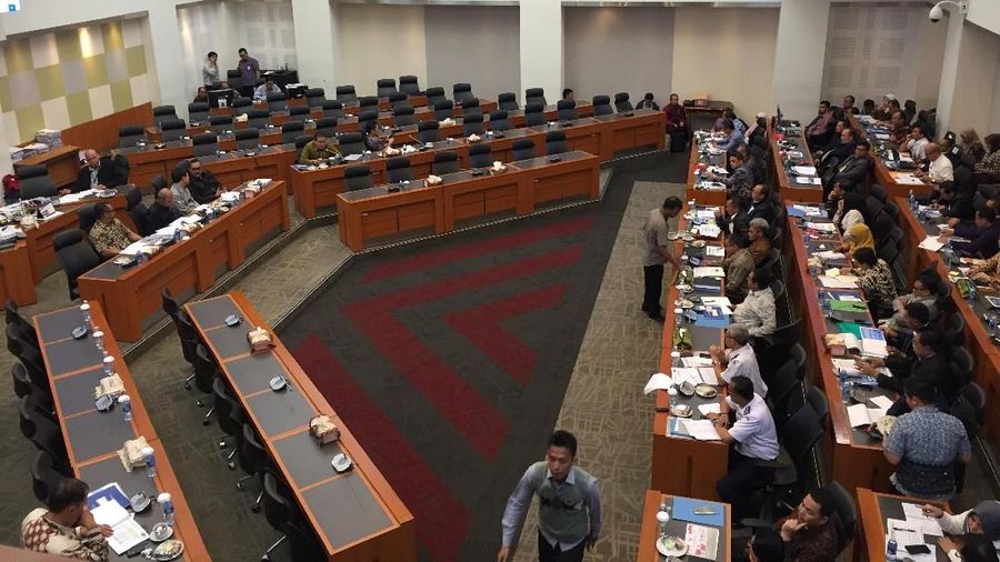 Pemerintah kembali melanjutkan pembahasan program prioritas 2020 bersama dengan Badan Anggaran (Banggar)