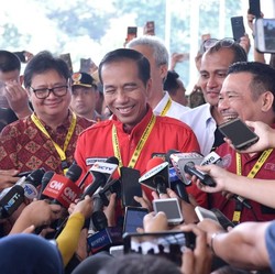 CAD Parah, Rupiah Lemah, Jokowi Resah