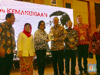 Sri Mulyani Menahan Tangisnya Mengenang Mar'ie Muhammad