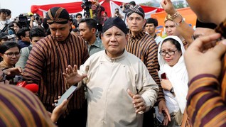Pertaruhan Ambisi Prabowo Kuasai 'Kandang Banteng'