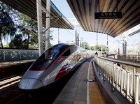 Melihat Bullet Train,  Kereta Cepat Hong Kong-China