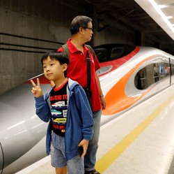 Berat Pakai APBN, KA Cepat Jakarta-Semarang Utang ke Jepang?