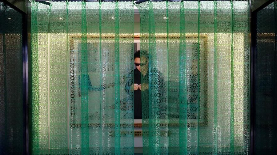Jutaan potret, mosaik, dan lukisan Kim Il Sung, pendiri Korea Utara, dan putranya Kim Jong Il, menjadi pengingat harian kepada publik.