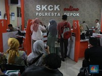 Demi Seleksi CPNS, Warga Rela Antre Urus SKCK