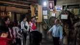 Untuk mengatasinya, Provinsi Dak Lak menggelarkan proyek darurat tentang pelestarian gajah pada tahun 2014. (AFP PHOTO / Thanh Nguyen dan Bao Uyen)