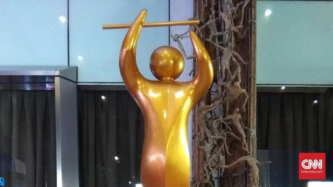'Nike Ardilla' Bangkit di Panggung AMI Awards 2018