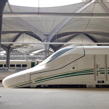 FOTO: Mewahnya Kereta Cepat yang Hubungkan Mekah-Madinah