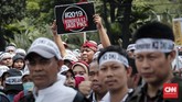 Secara keseluruhan, jumlah honorer K2 yang tercatat dalam pusat data BKN ada 438.590 orang. (CNNIndonesia/Safir Makki)