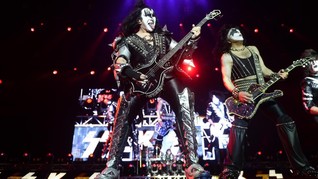 Vokalis Flu, Kiss Batal Tur Perpisahan di Australia