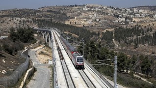 FOTO: Kereta Cepat Israel Beroperasi di Yerusalem