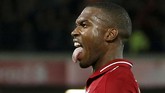 Memanfaatkan bola rebound dari tendangan Keita yang ditepis Wily Caballero, tendangan gunting Sturridge menghujam gawang Chelsea. (REUTERS/Andrew Yates)