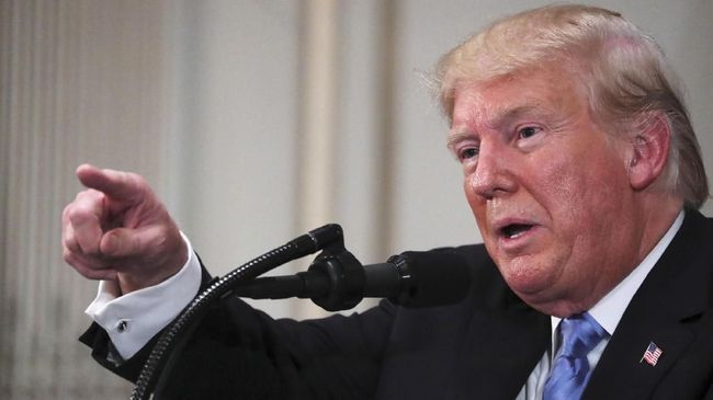 Penutupan Pemerintah, Trump Menggertak Umumkan Status Darurat