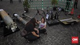 Kegiatan yang juga menampilkan kekuatan dari Korps Bhayangkara ini juga sebagai gambaran bahwa TNI dan Polri memiliki sinergitas yang kuat guna menciptakan kondisi negara yang aman dan damai. (CNN Indonesia/Adhi Wicaksono)