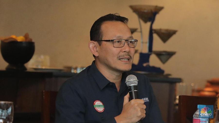 Berbagai usulan disampaikan untuk mengatasi defisit BPJS kesehatan dengan kenaikan iuran.