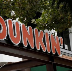 Ternyata Lebih 50 Gerai Dunkin Donuts Udah Tiarap