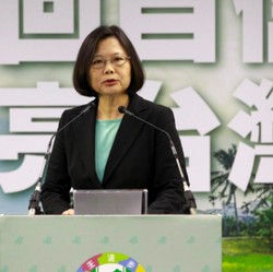 Nambah 8 Kasus COVID-19, Taiwan Batasi Perjalanan Tak Penting