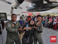 Warga Menumpuk di Bandara Palu, Stok Pesawat Masih Minim