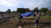 Warga di pengungsian saat ini membutuhkan banyak bantuan kebutuhan pokok. (AFP PHOTO/OLA GONDRONK)