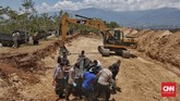 Akses komunikasi dan transportasi menjadi kendala bagi pemerintah dan aparat untuk menyalurkan bantuan serta mengevakuasi korban gempa. (CNN Indonesia/Adhi Wicaksono)