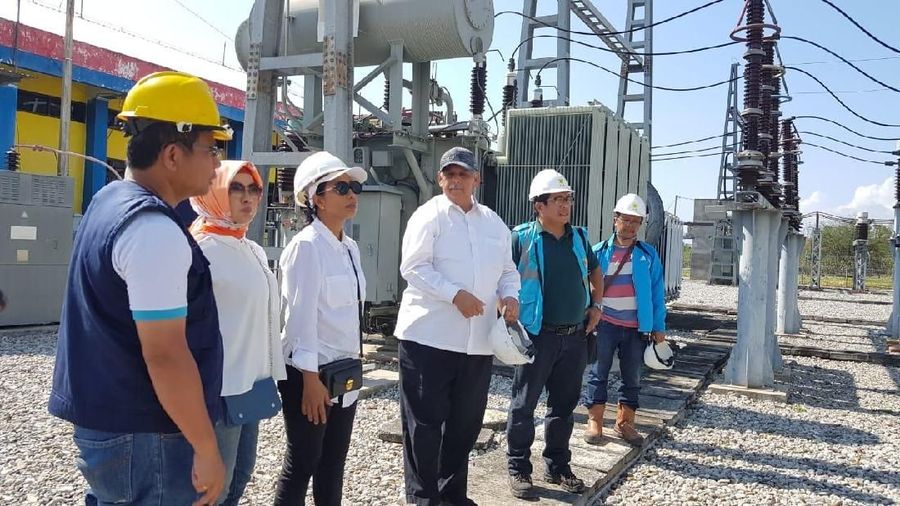 Dirut PLN Sofyan Basir memastikan PLN akan menambah personil untuk proses percepatan perbaikan kelistrikan baik di Palu maupun Donggala.