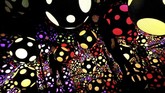 Namun kali ini, infinity room punya Yayoi memiliki tema khusus yaitu My Heart Is Dancing Into The Universe. (REUTERS/Peter Nicholls)