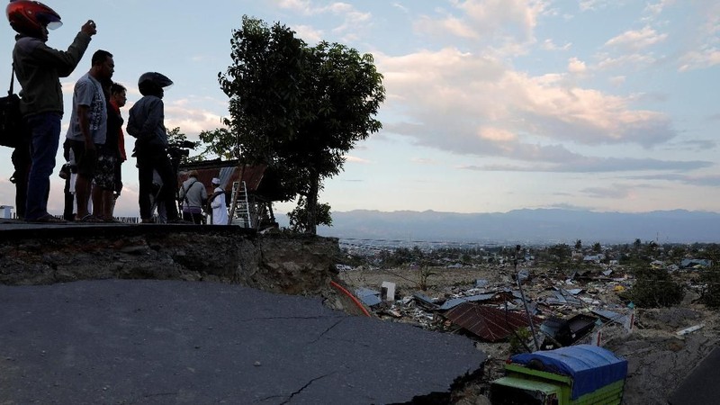 Kompleks Perumnas Balaroa merupakan salah satu kelurahan yang terdampak gempa cukup parah.