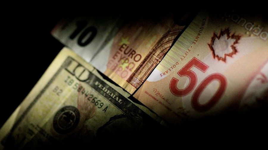 Dolar Kanada terapresiasi sekitar 0,7%, menyentuh level tertinggi dalam empat bulan yakni C$1,2814 (Rp 14.878) setelah NAFTA baru disepakati.