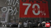 Menurut polisi, seluruh tersangka akan dijerat dengan Pasal 363 KUHP tentang pencurian dengan pemberatan. (CNN Indonesia/Adhi Wicaksono)