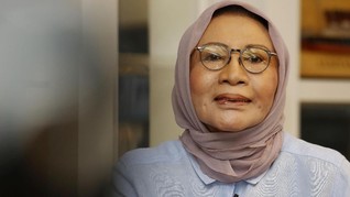 Netizen 'Serbu' Ratna Sarumpaet dengan #WajahmuPlastik