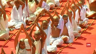 VIDEO: Rayakan Ulang Tahun Gandhi, Pelajar India Pesta Kostum