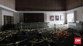 Polisi menyatakan bahwa mereka memahami kondisi warga Kabupaten Donggala dan Kota Palu yang 'terpaksa' mengambil barang-barang kebutuhan pokok, mengingat masa krisis usai gempa dan tsunami. (CNN Indonesia/Adhi Wicaksono)