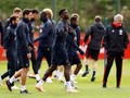 FOTO: Mourinho dan Pogba Disorot Jelang MU vs Valencia