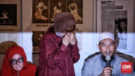 Faktor Usia, Pengacara Minta Polisi Tak Tahan Ratna Sarumpaet