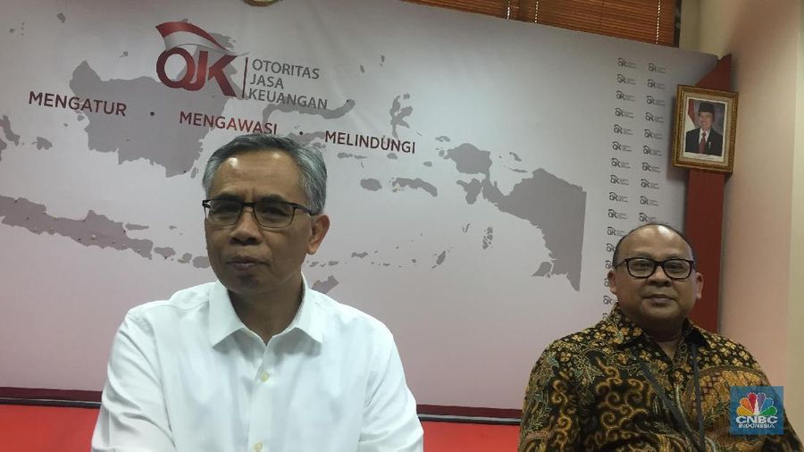 OJK menekannya tidak ada alasan bank menaikkan suku bunga meski BI agresif mengerek bunga acuan.