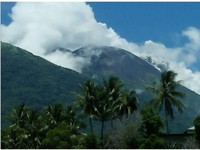 Gunung Gamalama Erupsi Hari Ini, Status Waspada