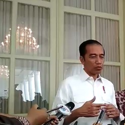 Dengan Nada Tinggi, Jokowi Kembali Sindir Politikus Sontoloyo