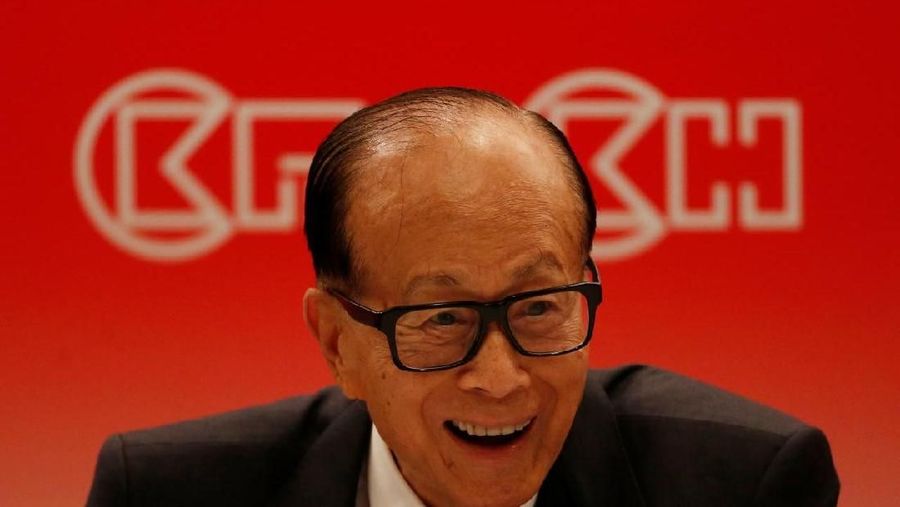 Tangan dingin orang terkaya di Hong Kong itu tidak perlu dipertanyakan lagi dalam mengelola bisnis.