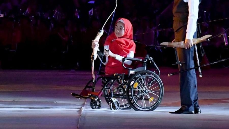 Pada Sabtu malam (6/10/2018), Presiden Joko Widodo membuka event Asian Para Games 2018 dengan tidak biasa, yakni dengan memanah seperti Arjuna.