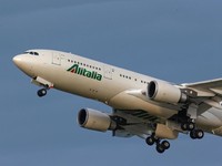 Maskapai Alitalia Terlilit Utang Rp 15 T, Italia Turun Tangan