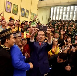 Blusukan ke USU, Jokowi Sebut Entrepreneur RI Masih Rendah