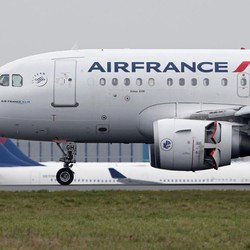 Pesawat Boeing Mengalami Insiden di Prancis, Apa Lagi Nih?